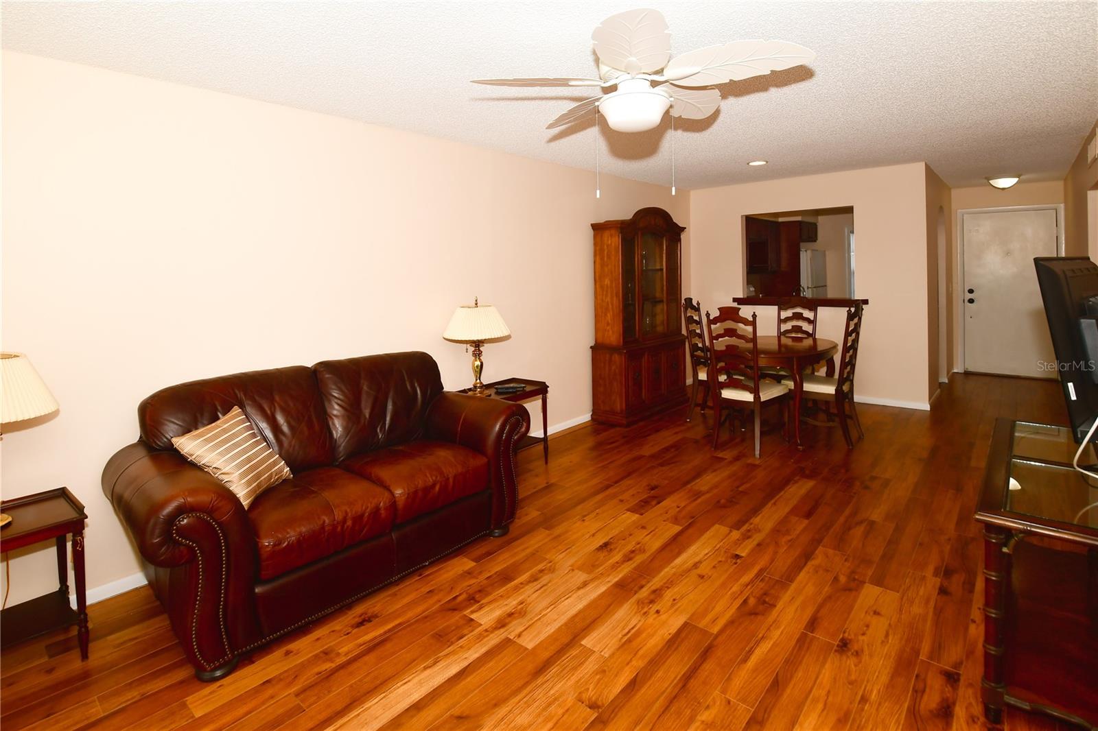 MISSION OAKS CONDO - Residential