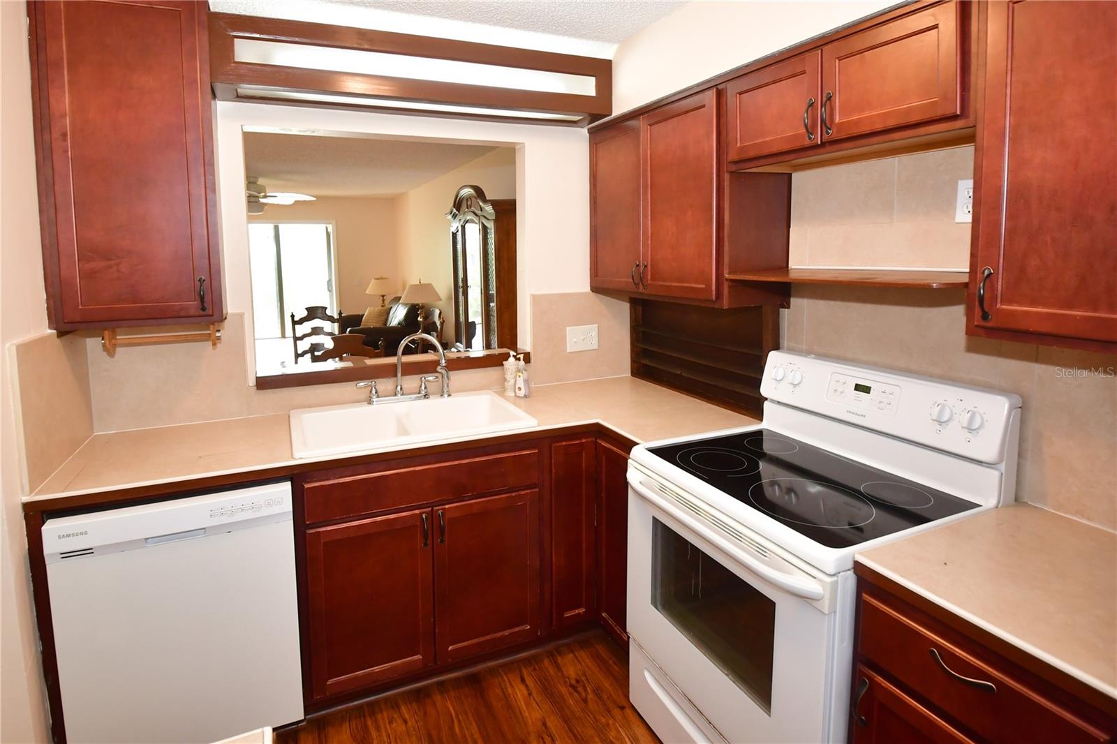 MISSION OAKS CONDO - Residential