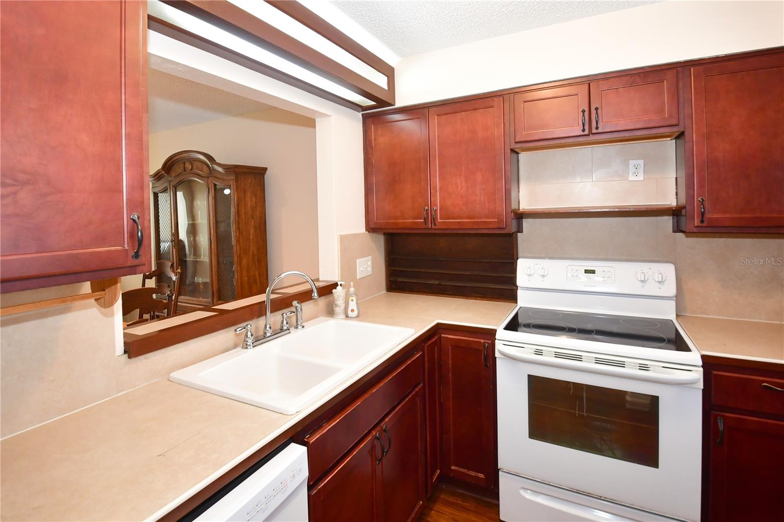 MISSION OAKS CONDO - Residential