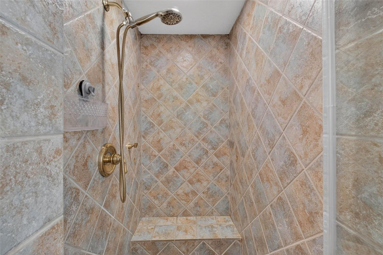 WINGFIELD RESERVE PH 1 - Residential