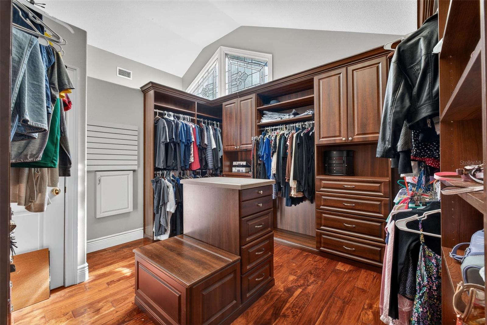 WINGFIELD RESERVE PH 1 - Residential