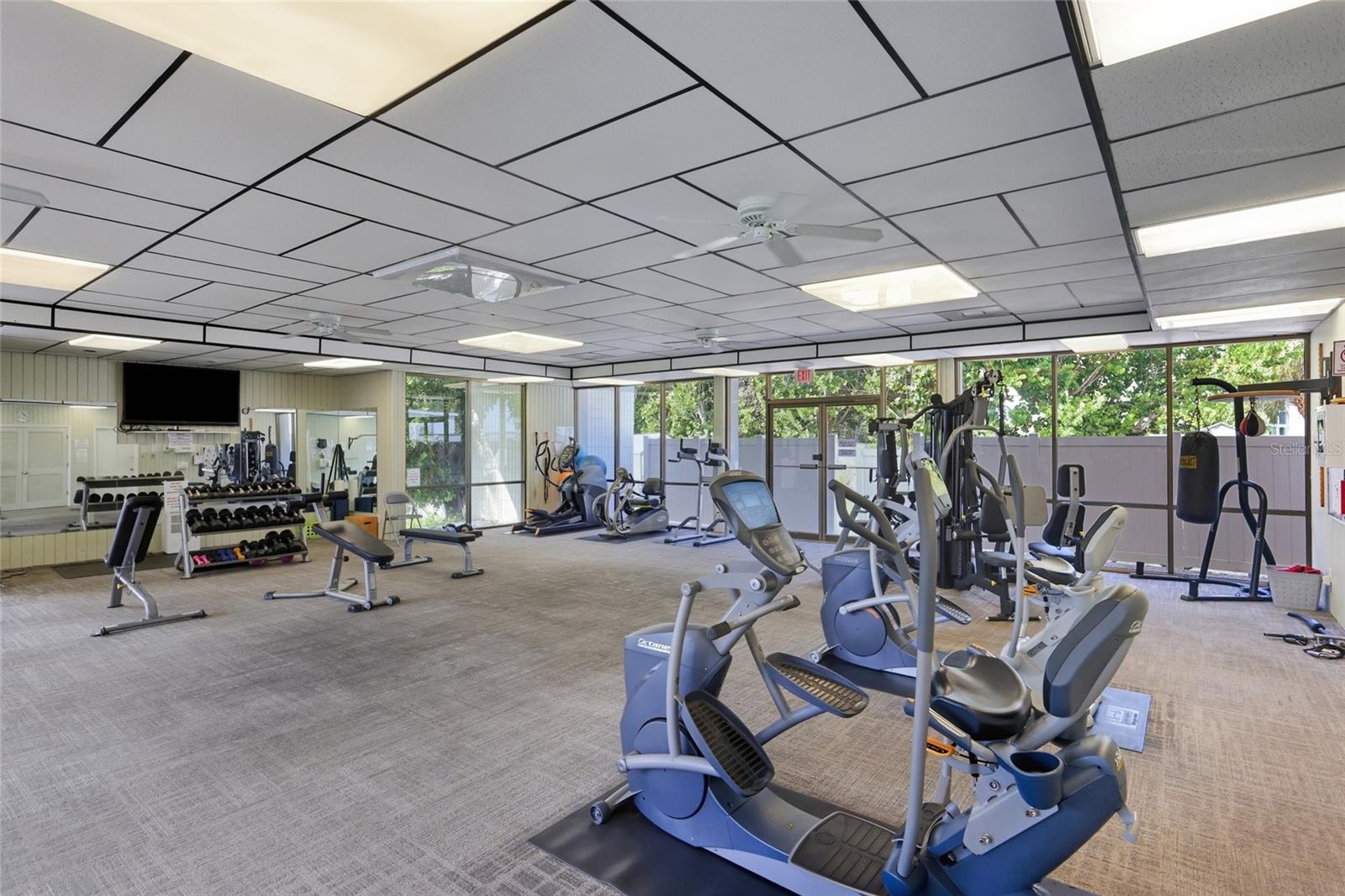 LONGBOAT HARBOUR - Residential