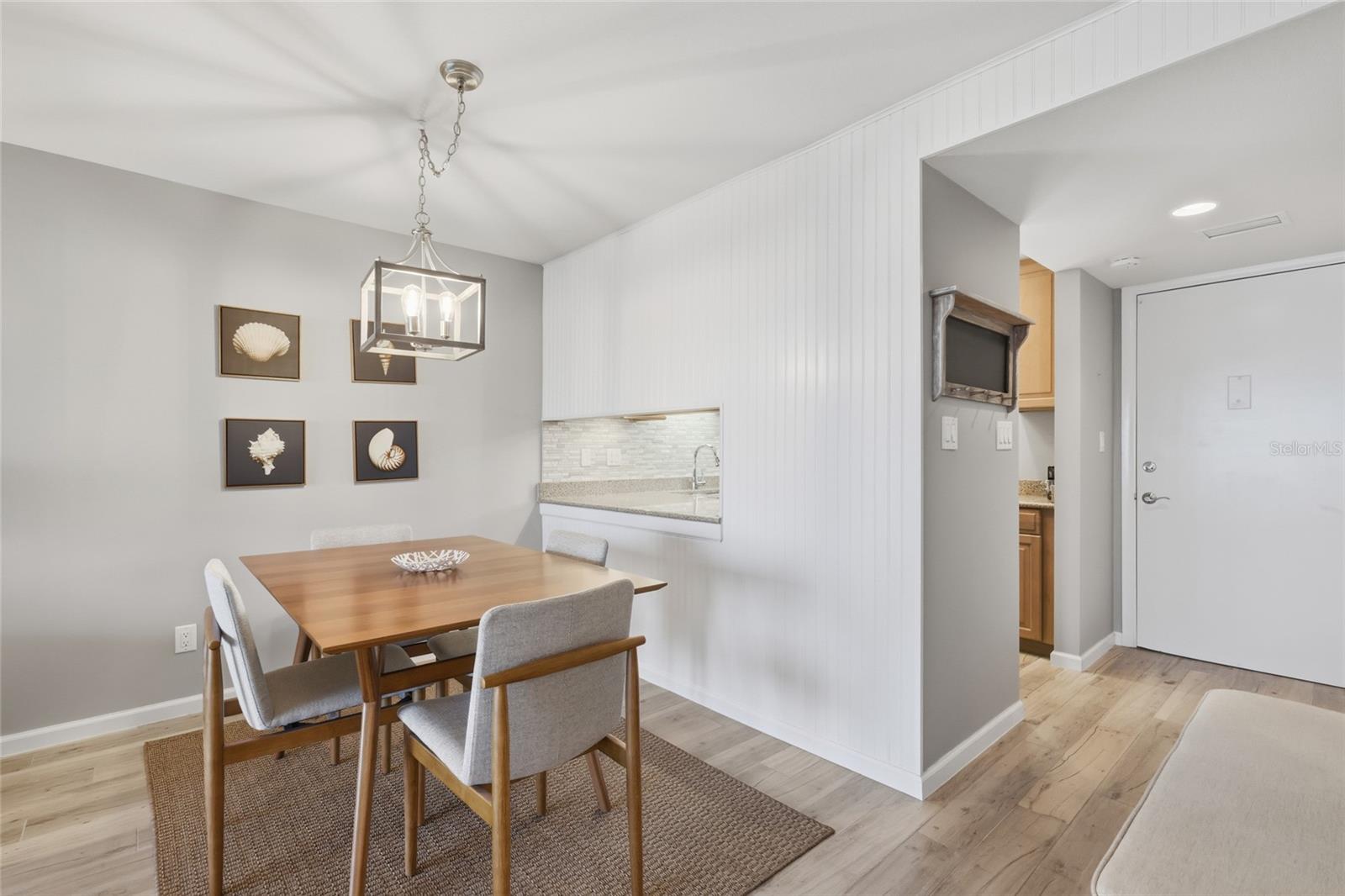 LONGBOAT HARBOUR - Residential