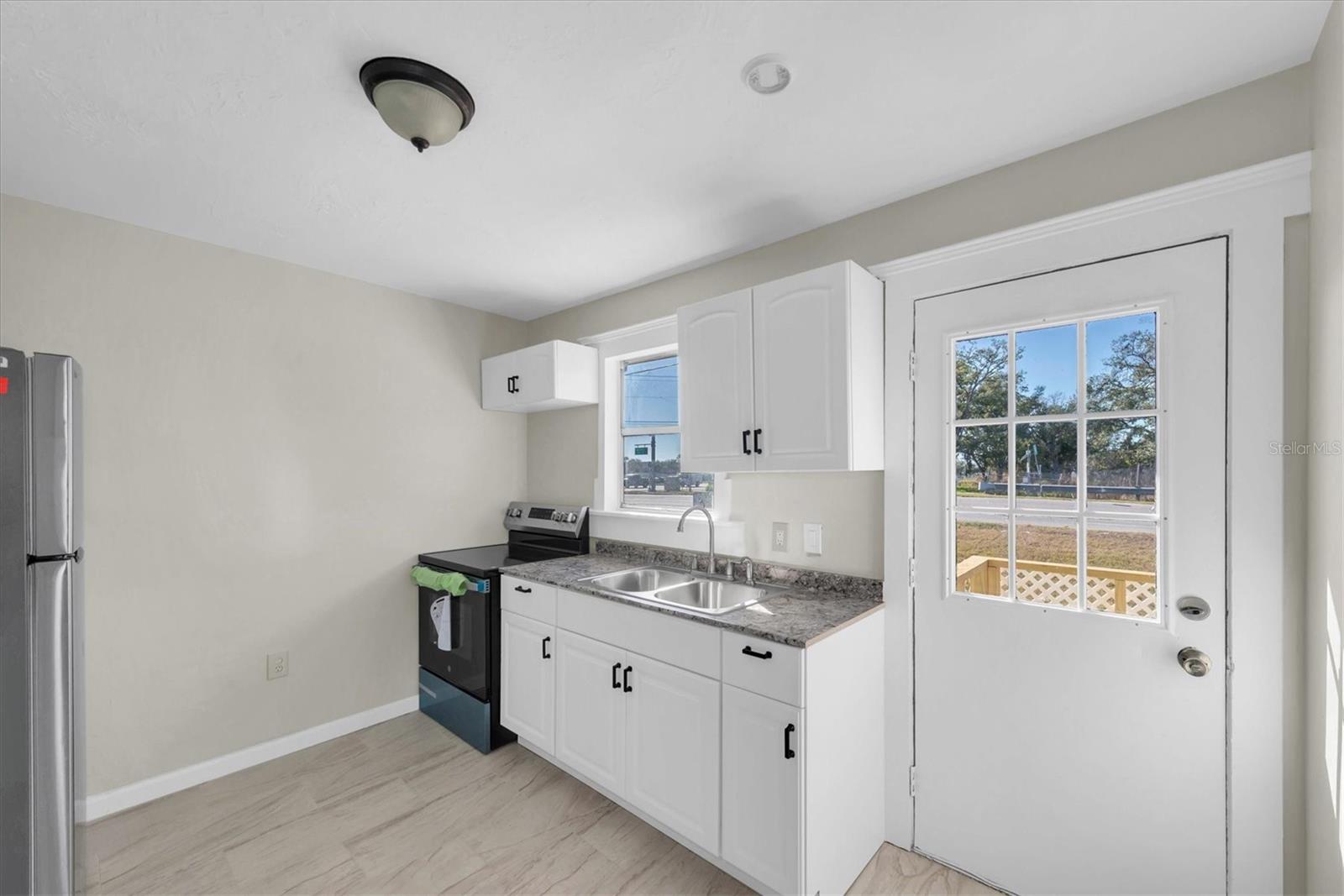 MAR-LEE ACRES - Residential Lease