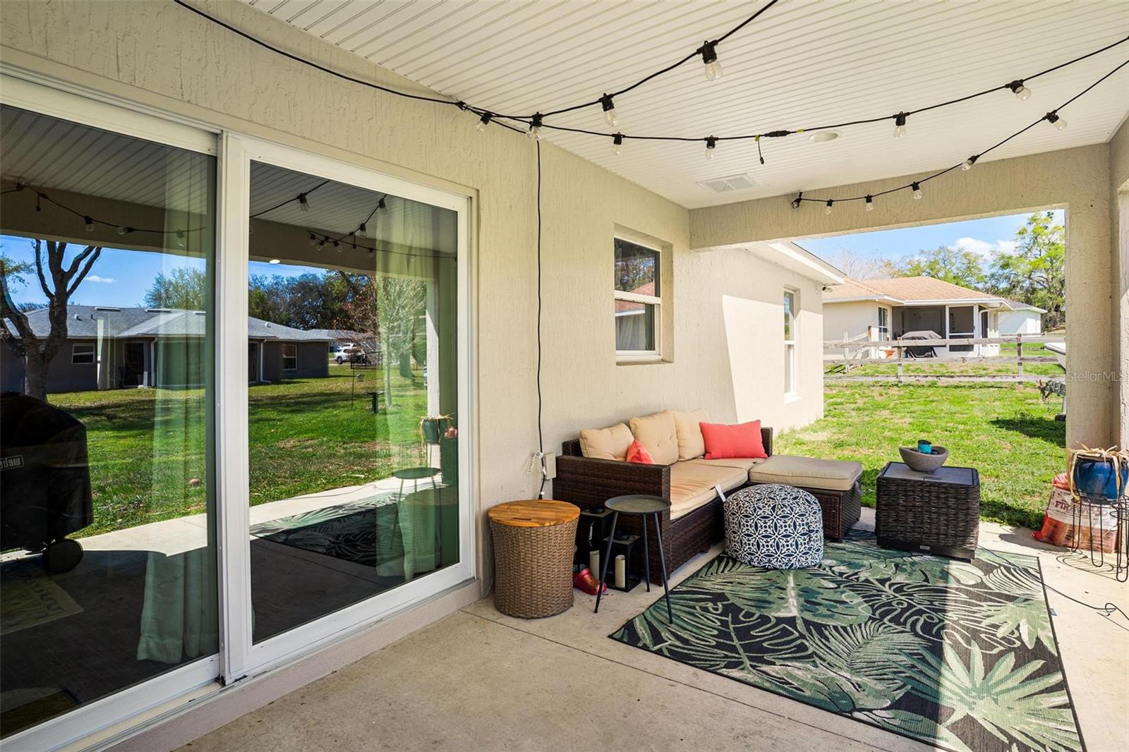 LADY LAKE HIDDEN OAKS SUB - Residential