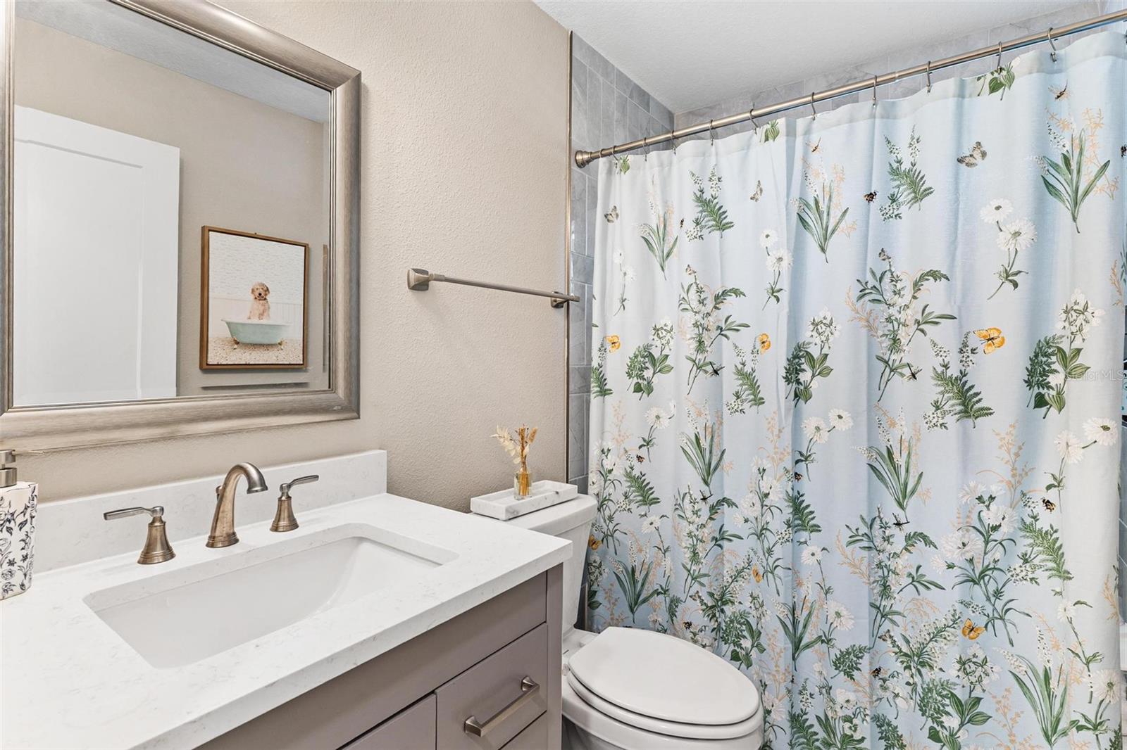 LADY LAKE HIDDEN OAKS SUB - Residential