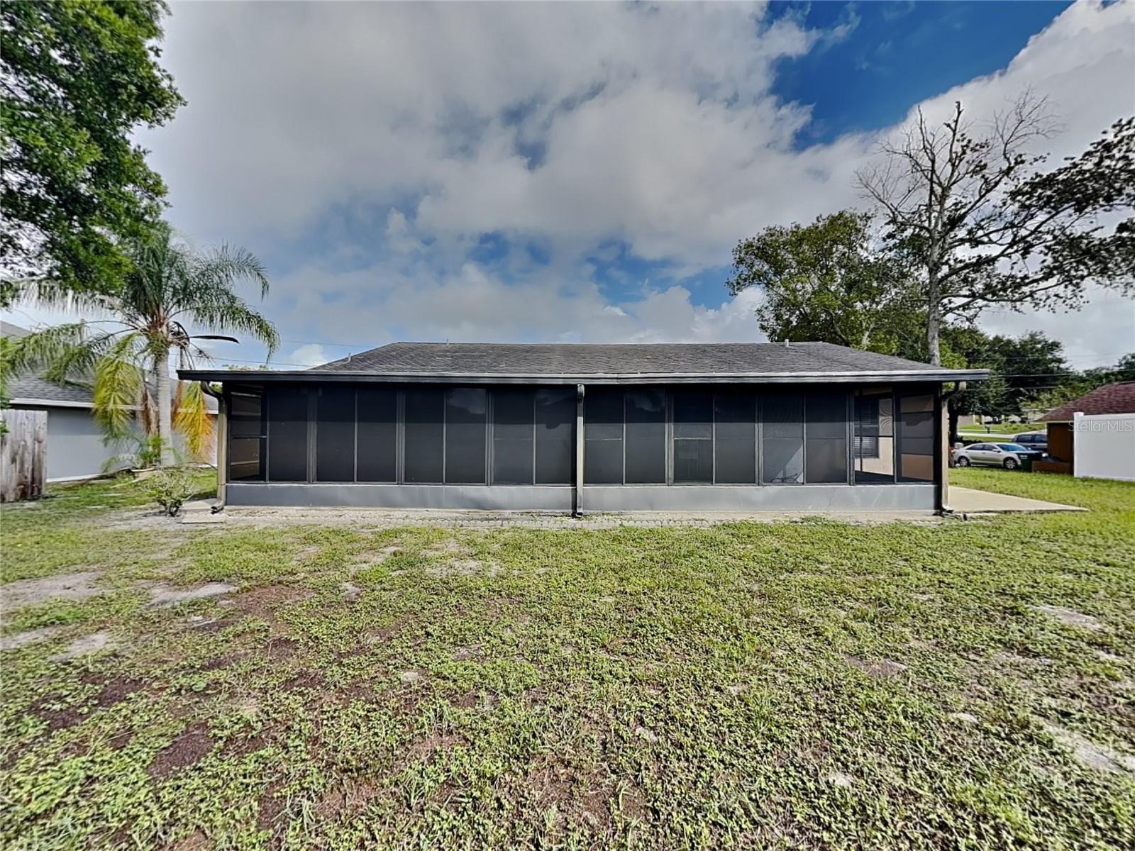 DELTONA LAKES UNIT 70 - Residential Lease
