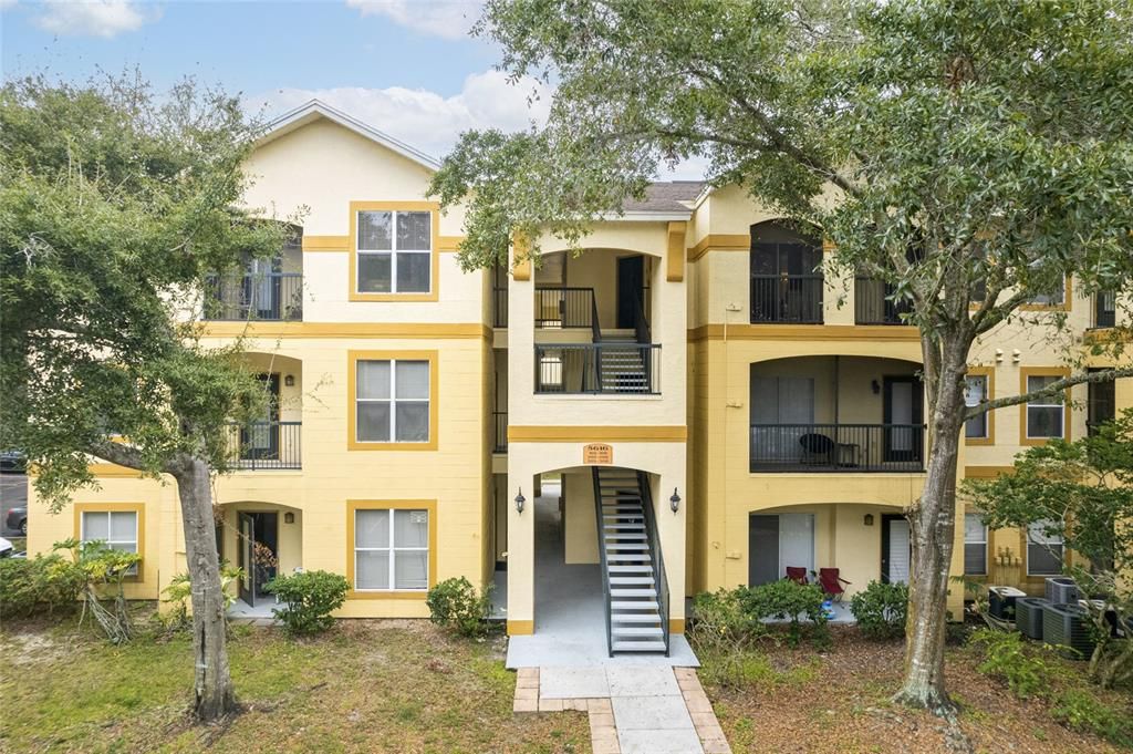 Photo of 5616 PINNACLE HEIGHTS CIRCLE #305, TAMPA, FL 33624 (MLS # T3406988)