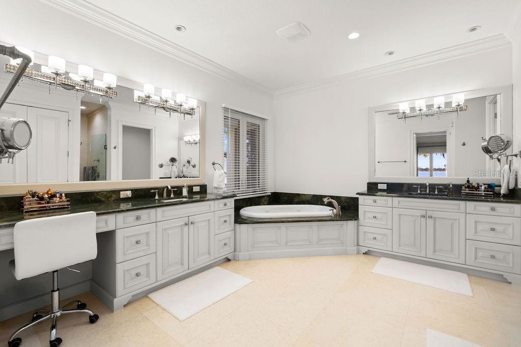 ISLEWORTH - Residential