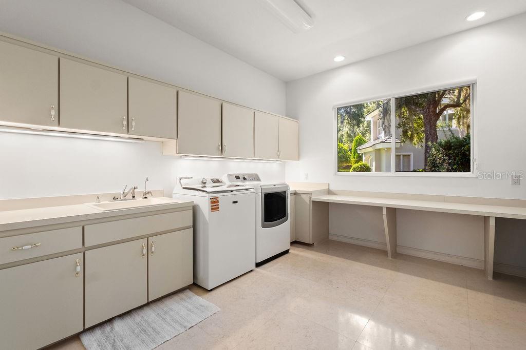 ISLEWORTH - Residential
