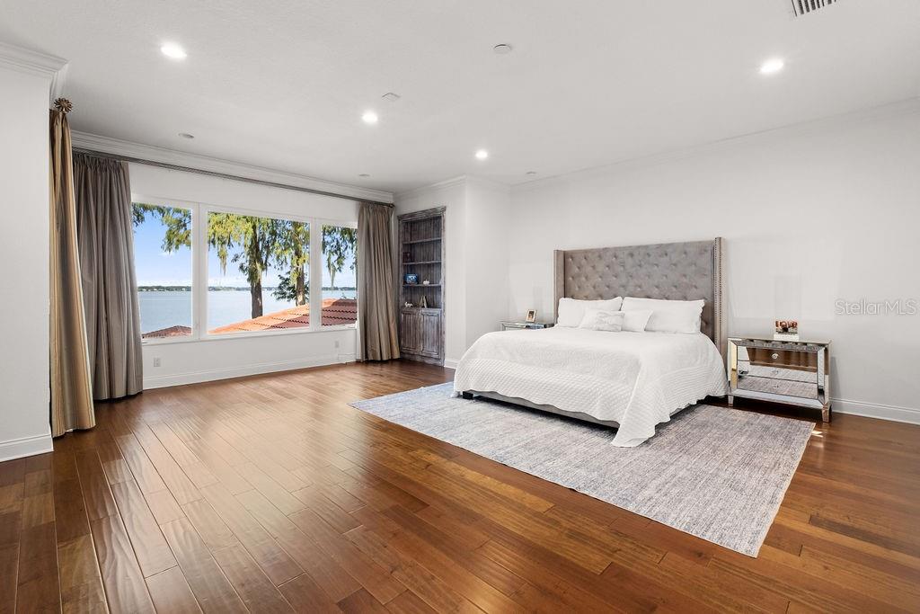 ISLEWORTH - Residential