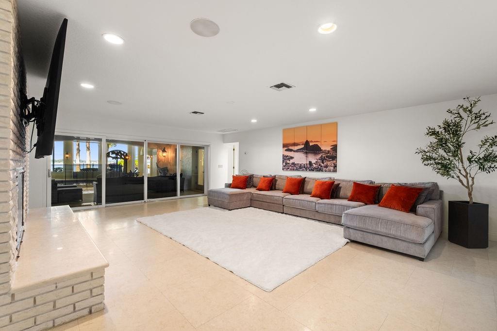ISLEWORTH - Residential