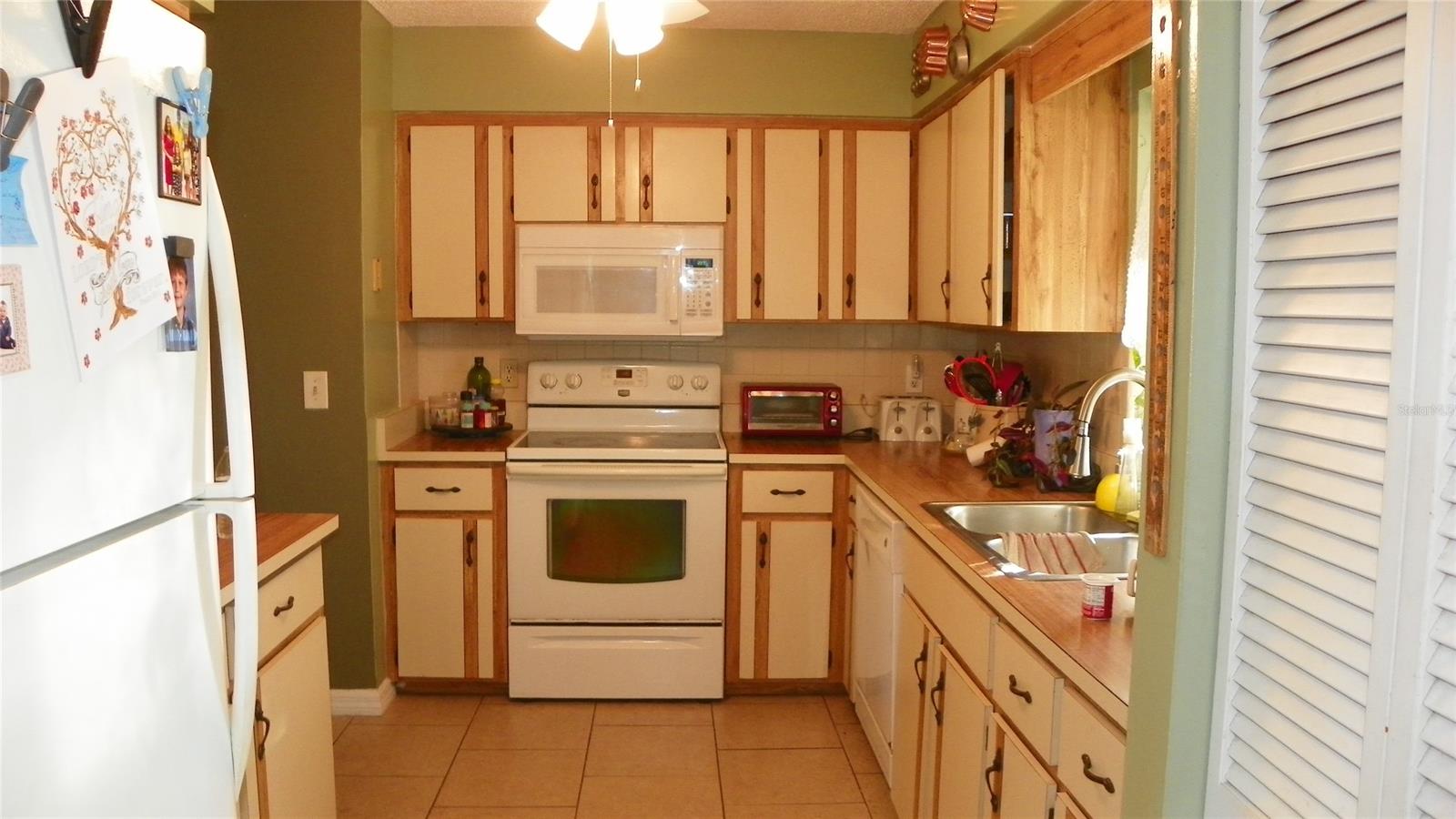 Florida Shores 01 - Residential