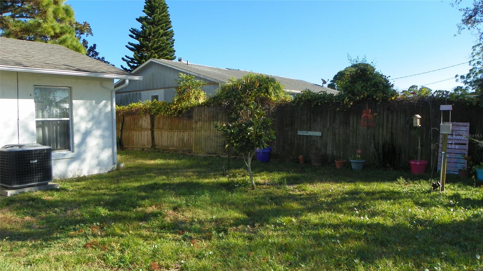 Florida Shores 01 - Residential