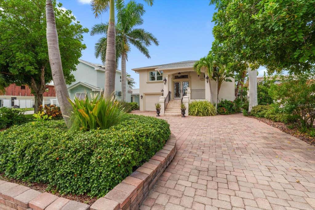 Photo of 466 20th Avenue, Indian Rocks Beach, FL 33785 (MLS # TB8534296)