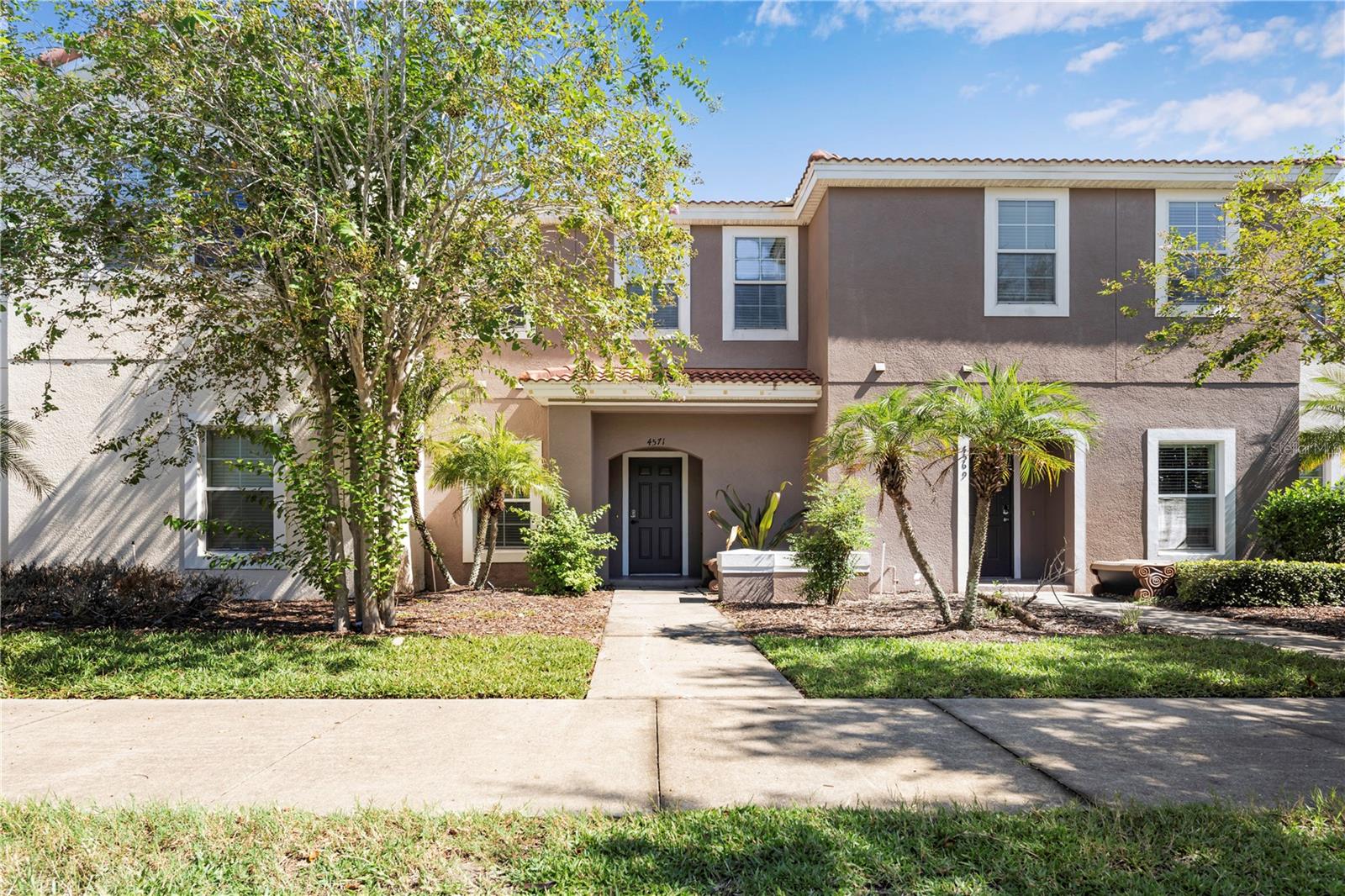Stunning 3-Bed Townhome with Private Pool – Resort-Style Living in Kissimmee
Discover this impeccably maintained townhome, fully furnished and move-in ready, offering comfort, style, and a prime location:
• 3 bedrooms, 2.5 bathrooms, and full laundry — a functional, welcoming layout for the whole family.
• Beautifully decorated interiors designed for comfort and everyday living.
• Private heated pool, perfect for year-round relaxation and fun.
• Located in the exclusive Bella Vida Resort, featuring 24-hour security, a fully equipped fitness center, game rooms, sports courts, playgrounds, and lush landscaped gardens.
• Gated community with guard, providing peace of mind and safety.
• Prime location — just minutes from world-famous theme parks, top-rated hospitals, shopping centers, restaurants, and retail stores.
Turn Everyday Life into a Resort Experience
Imagine waking up to Florida sunshine, enjoying your morning coffee on the patio, and taking a dip in your own private pool. This townhome is the perfect retreat — filled with charm, comfort, and security, with easy access to all that Kissimmee has to offer.
Whether you’re looking to live, invest, or vacation, this property has it all.
Don’t miss this opportunity! Contact us today to schedule your private showing — your new lifestyle begins here.