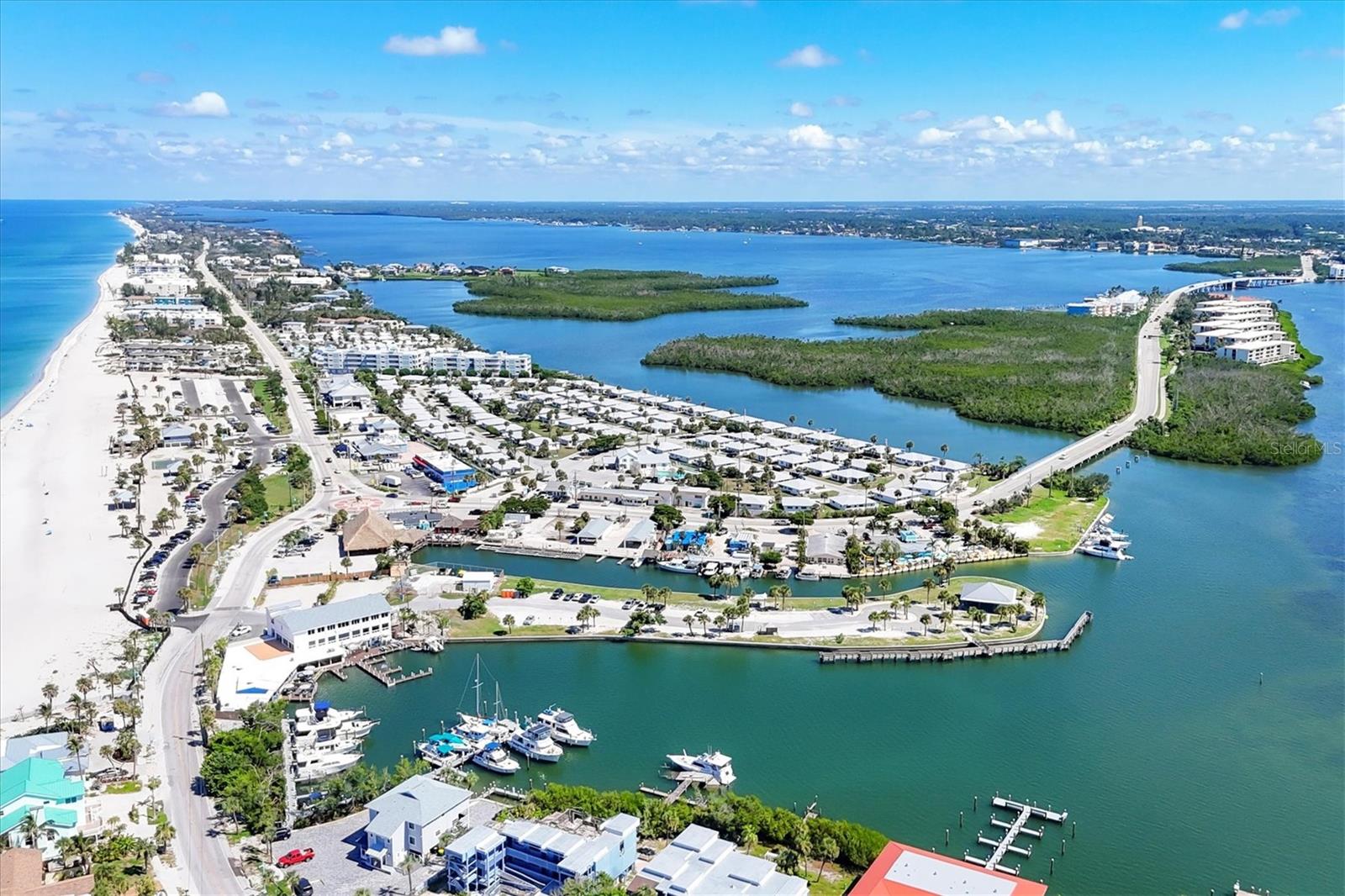 CAPE HAZE MARINA VILLAGE PH - Residential