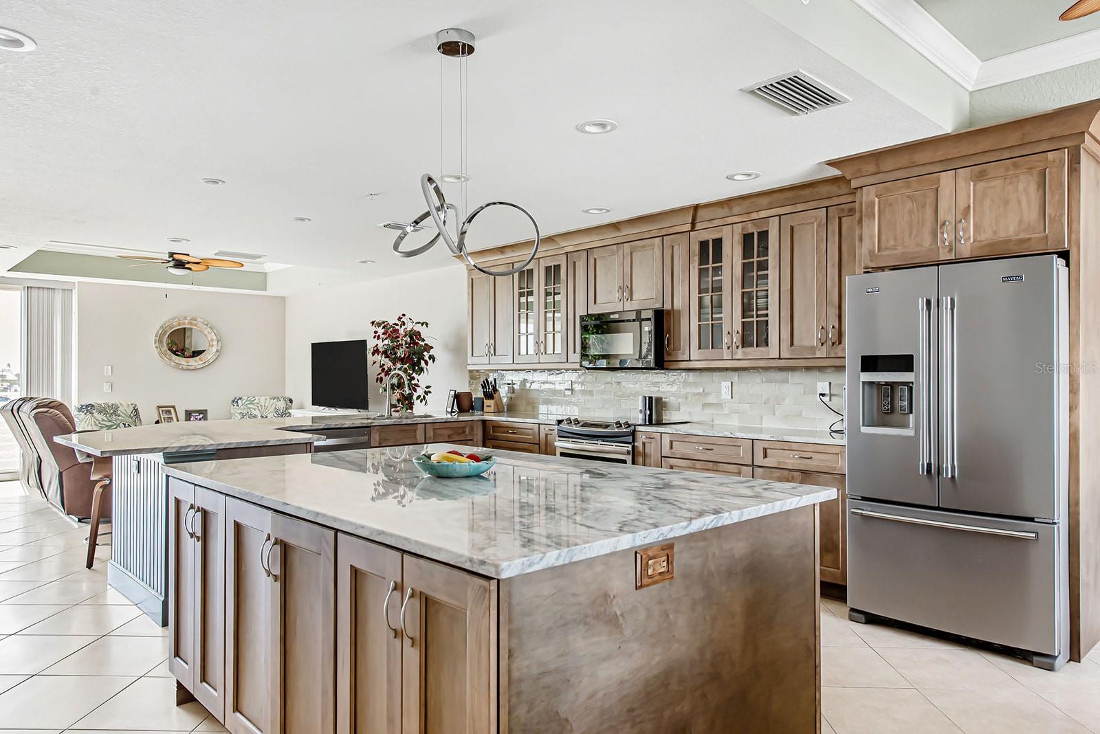 CAPE HAZE MARINA VILLAGE PH - Residential