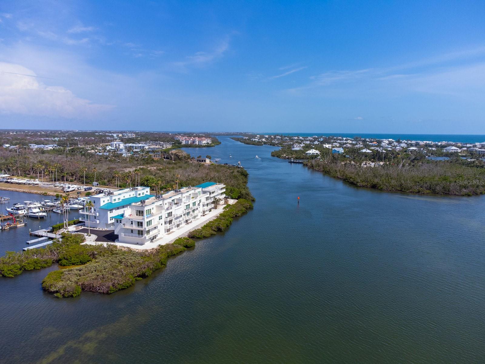 CAPE HAZE MARINA VILLAGE PH - Residential