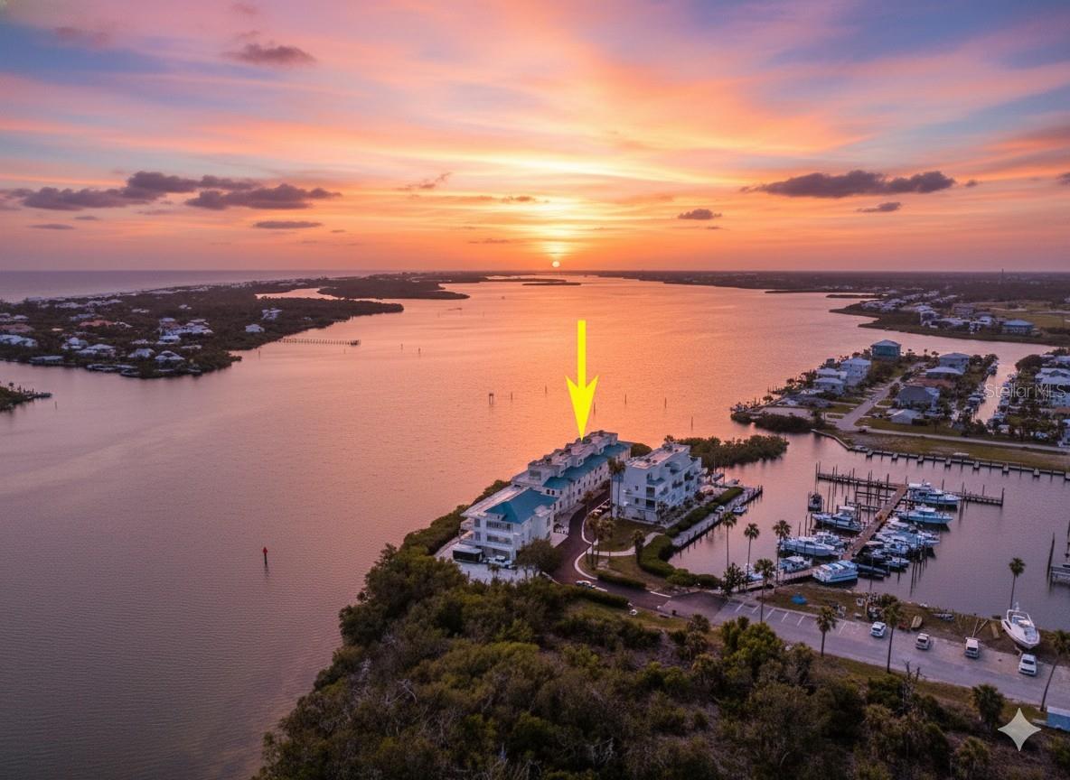 CAPE HAZE MARINA VILLAGE PH - Residential