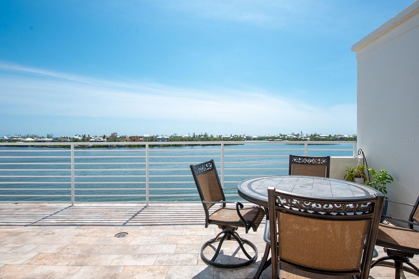 CAPE HAZE MARINA VILLAGE PH - Residential