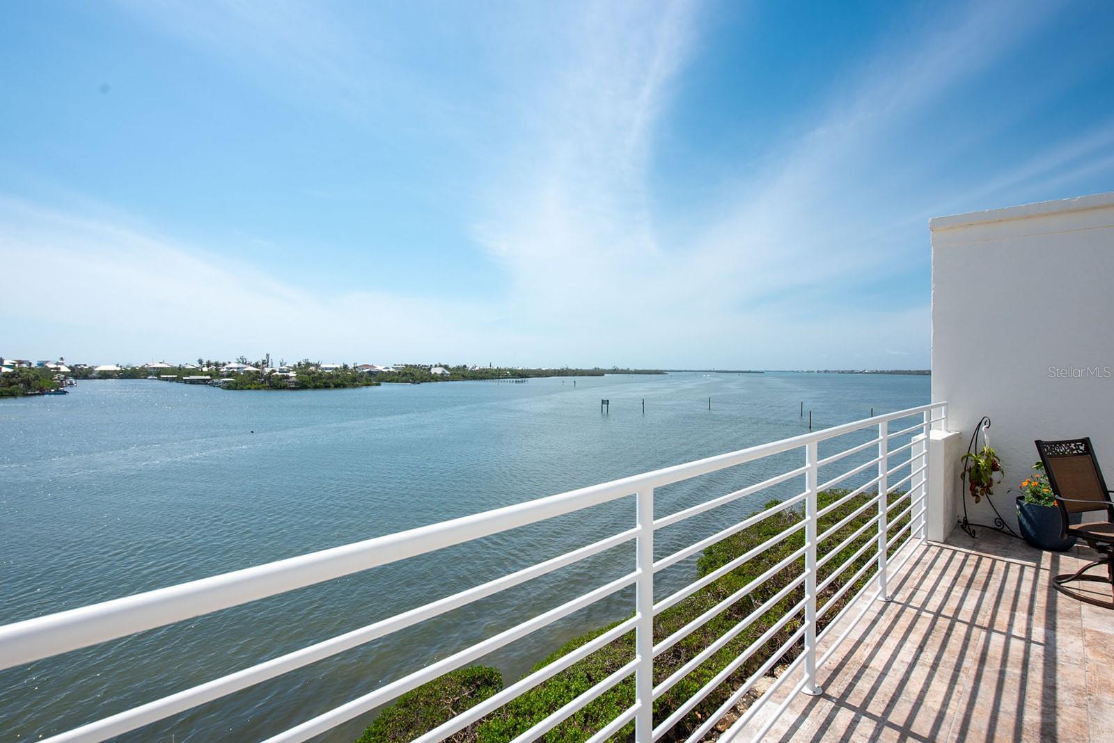 CAPE HAZE MARINA VILLAGE PH - Residential