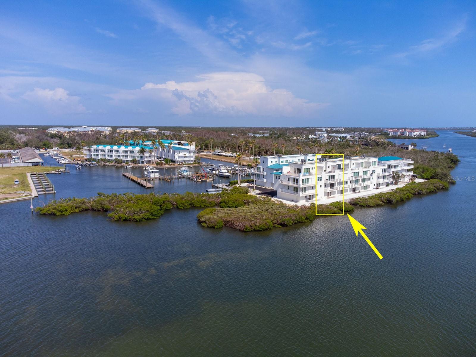 CAPE HAZE MARINA VILLAGE PH - Residential