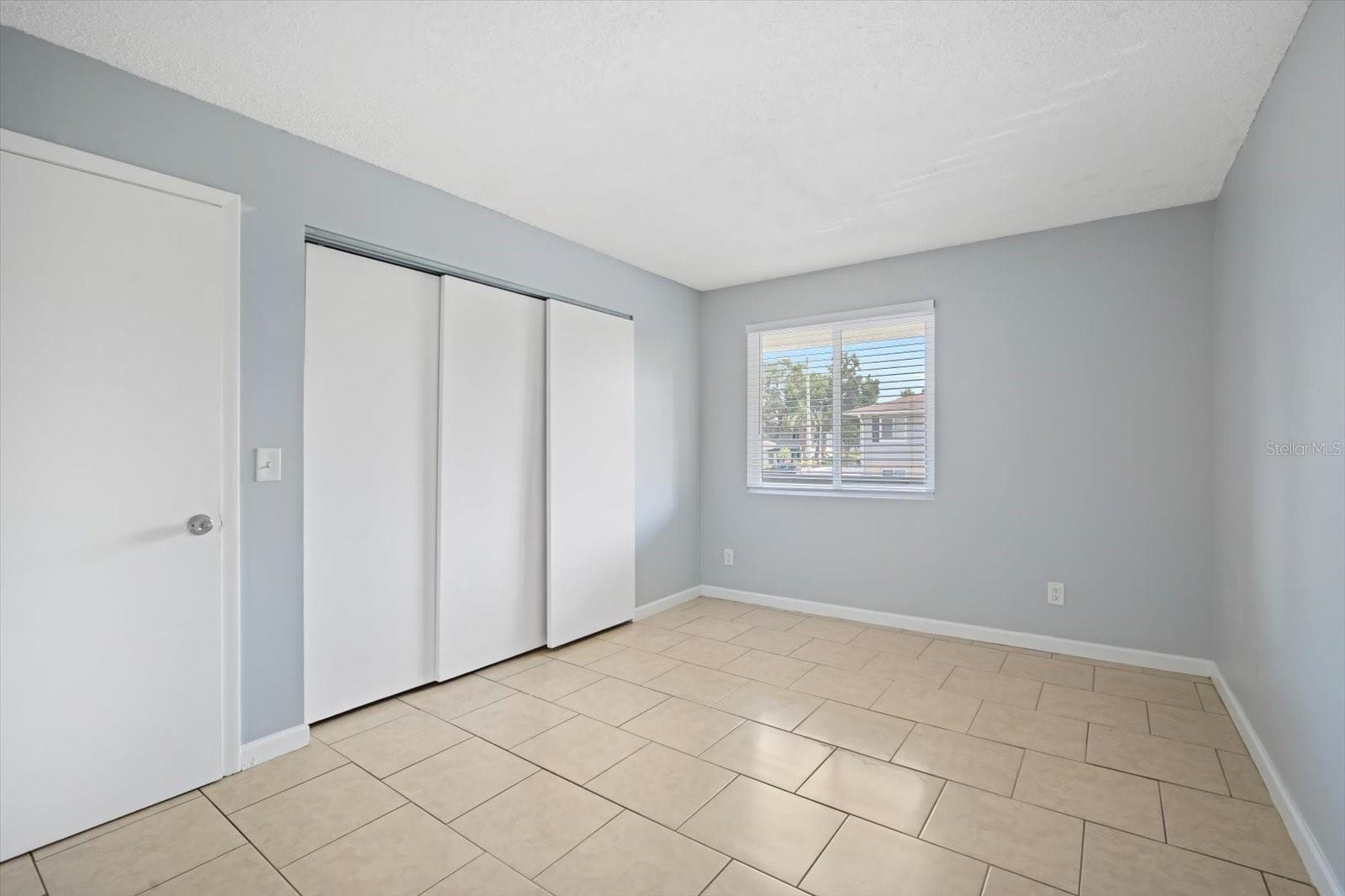 THE HAMPTONS AT BRANDON A CONDO - Residential