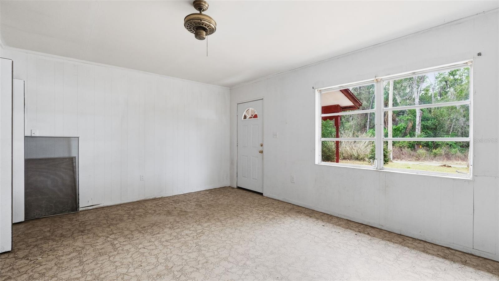 1081 N BEARMOUNT TERRACE