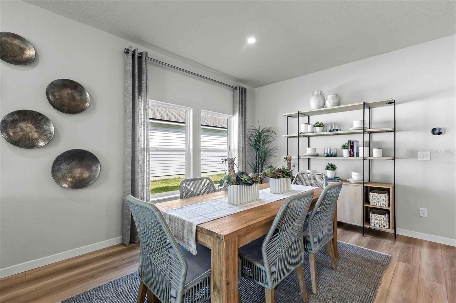 RESERVE EAST - Residential