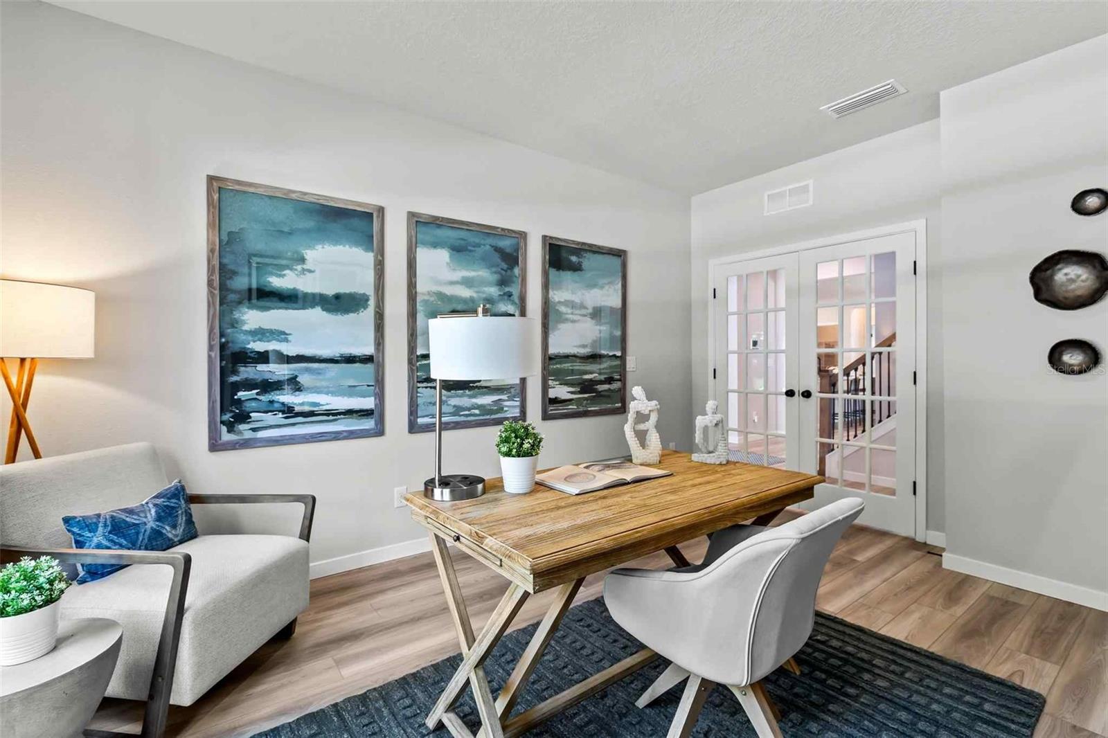 RESERVE EAST - Residential