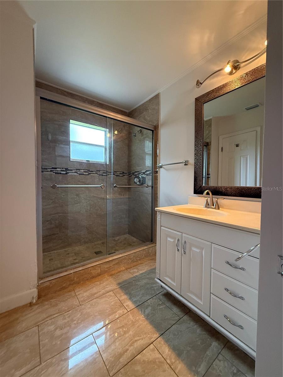 LAKE RIDGE VILLAGE - Residential