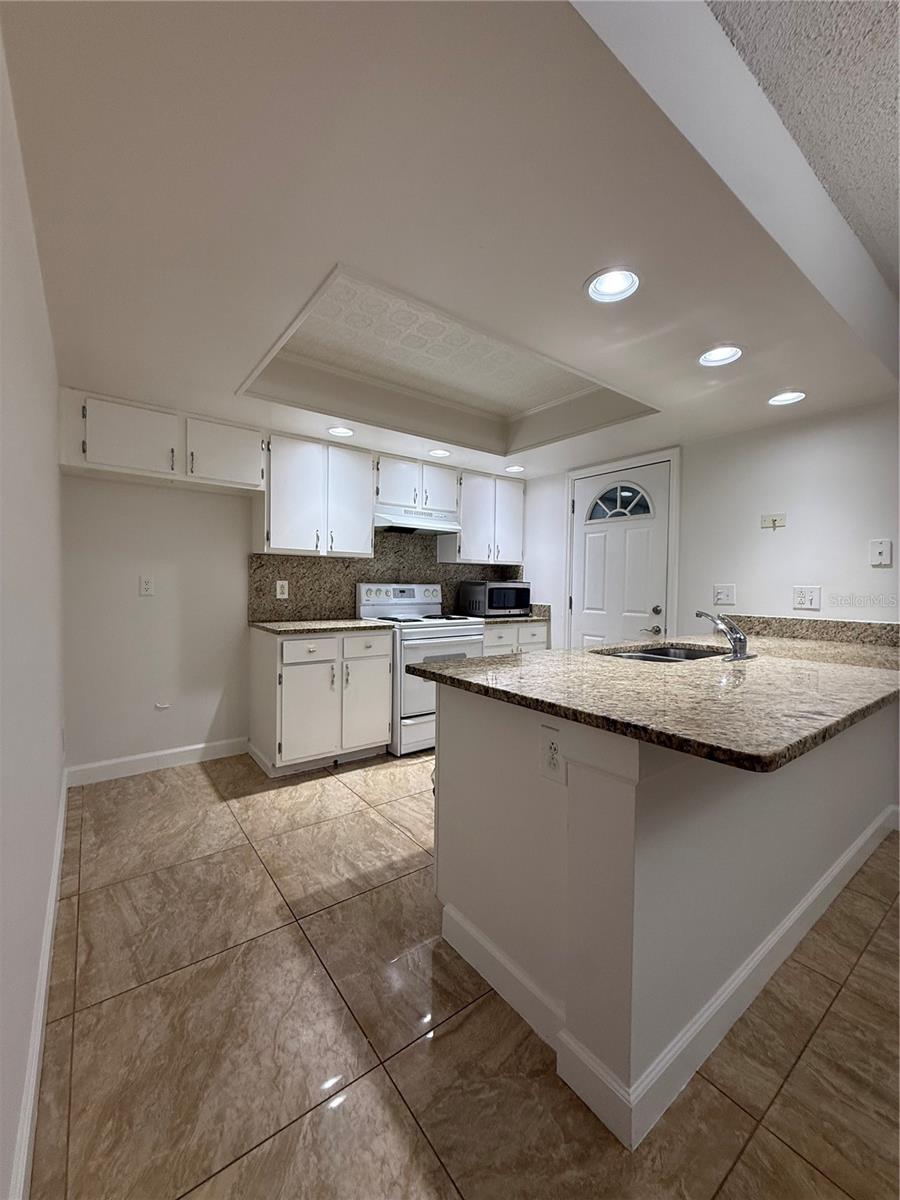 LAKE RIDGE VILLAGE - Residential