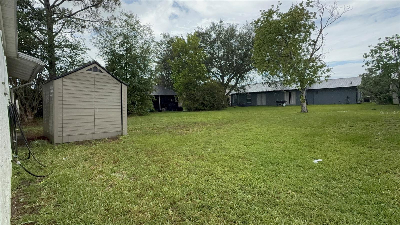 LAKE RIDGE VILLAGE - Residential