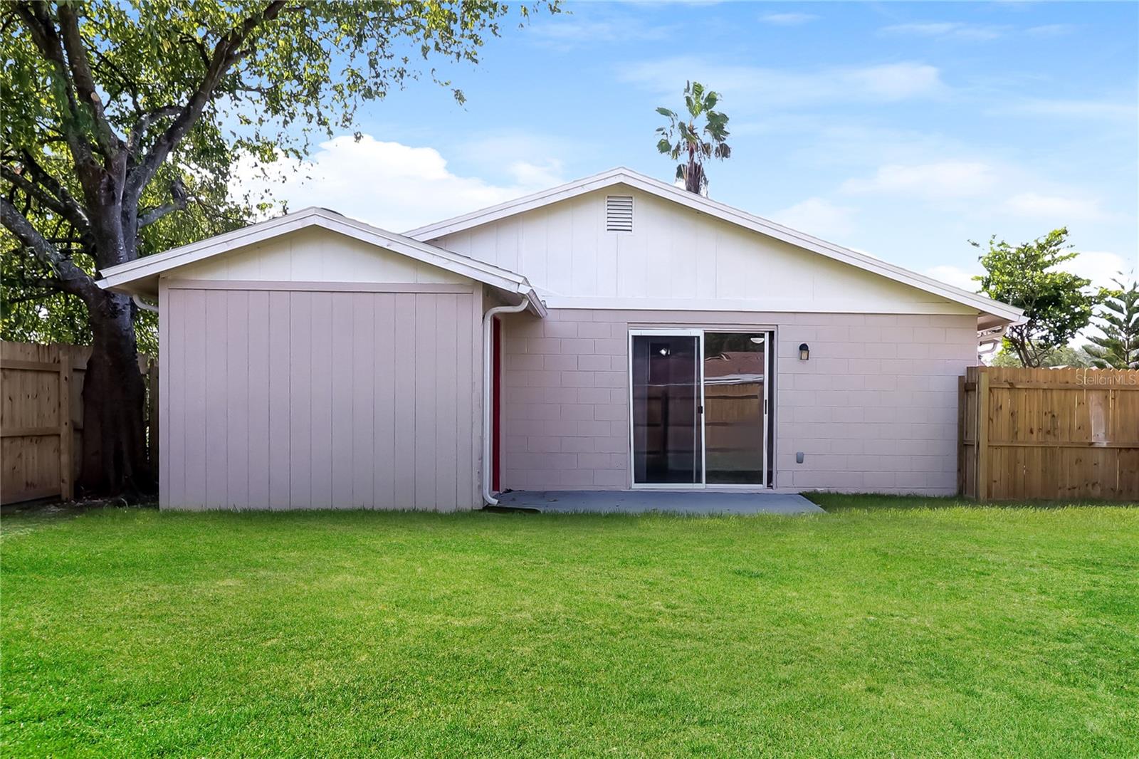 SPRING HILL - Residential Lease