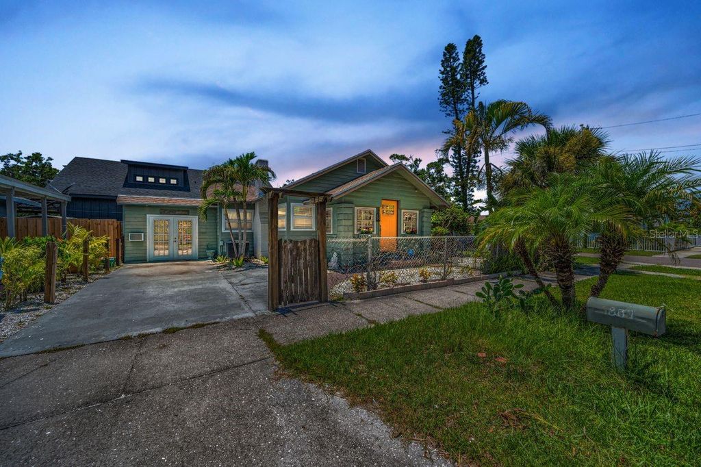 Photo of 1801 52nd Street S, Gulfport, FL 33707 (MLS # TB8402329)