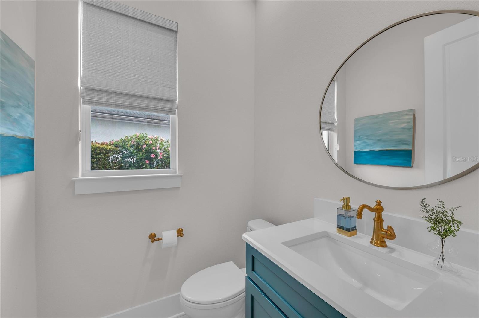 FOUNDERS CLUB - Residential