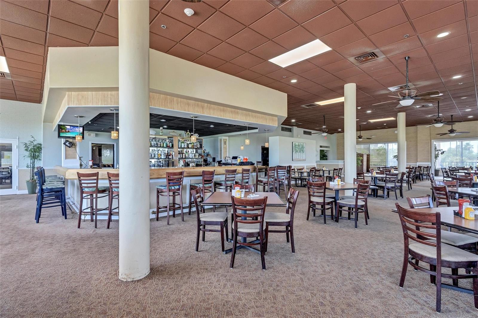 BAY CLUB PH II - Residential