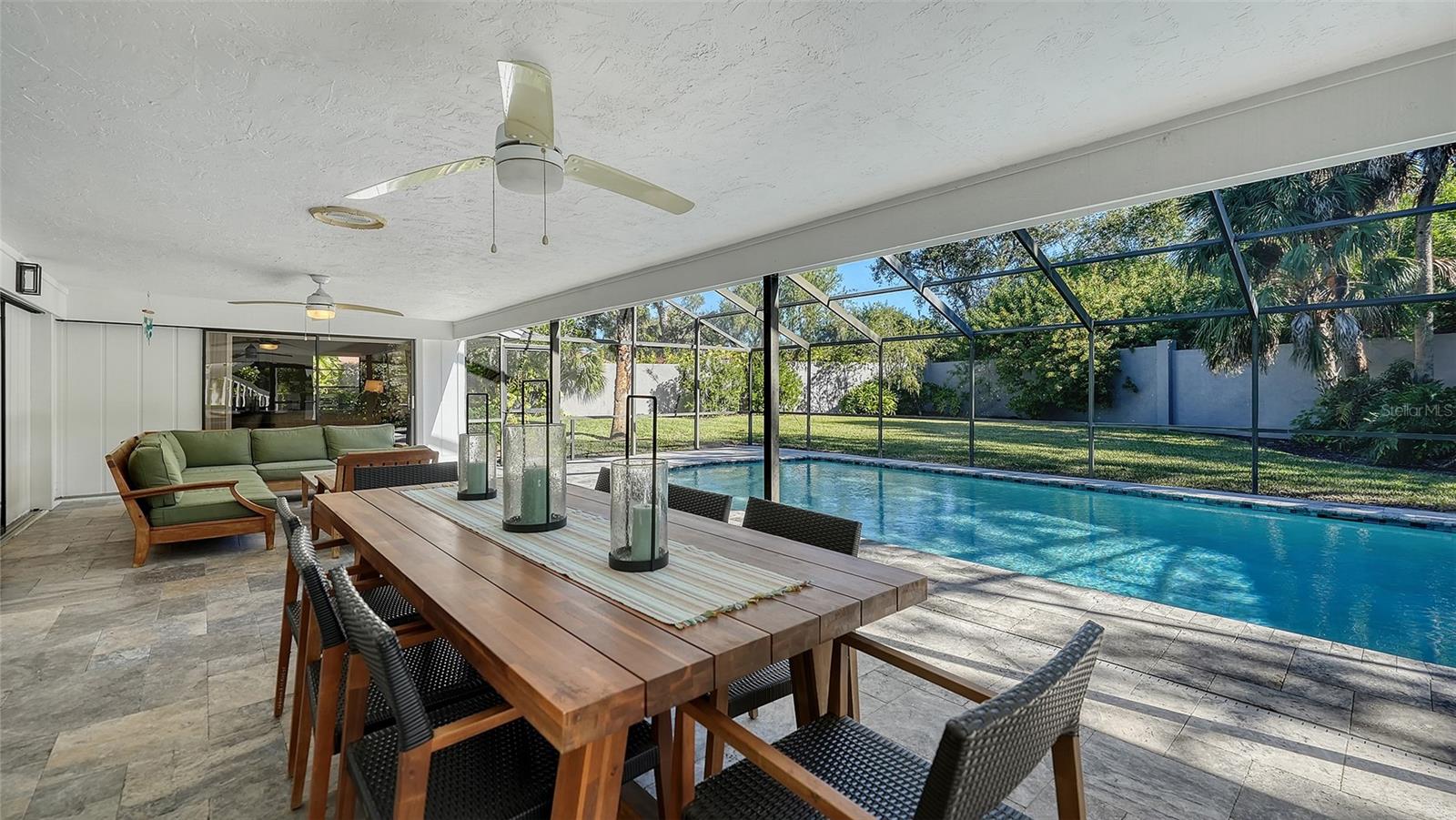 BENEVA OAKS - Residential