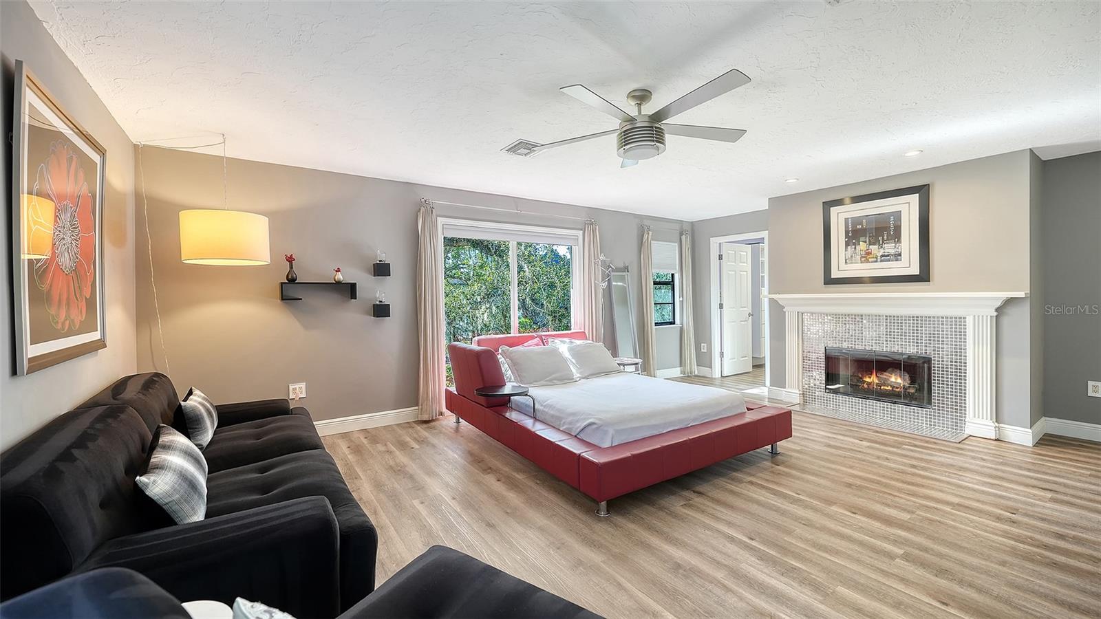 BENEVA OAKS - Residential