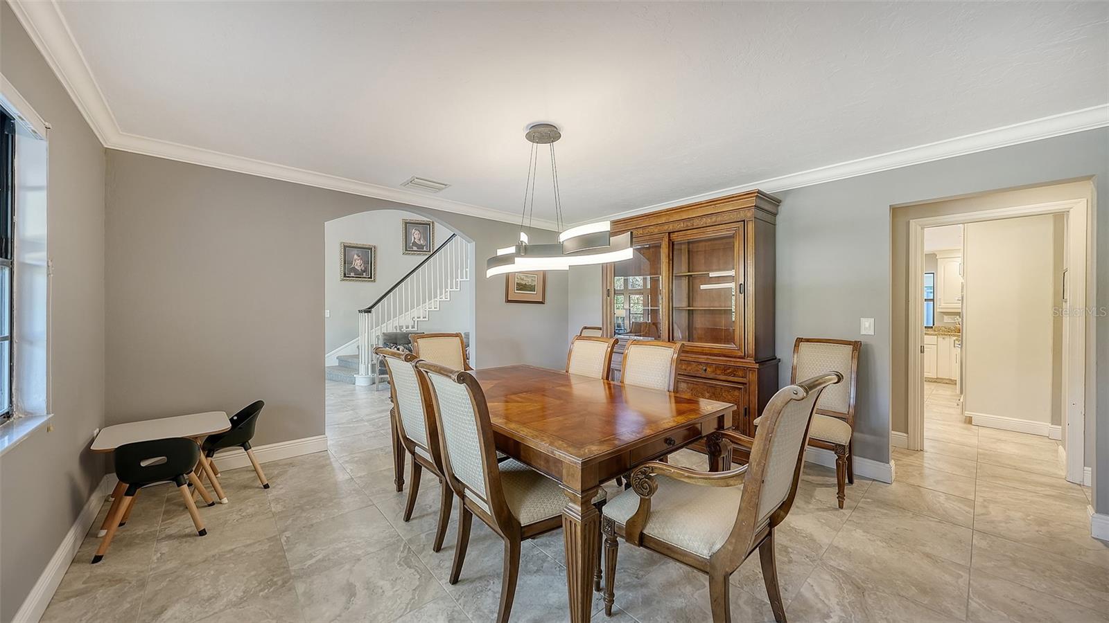 BENEVA OAKS - Residential