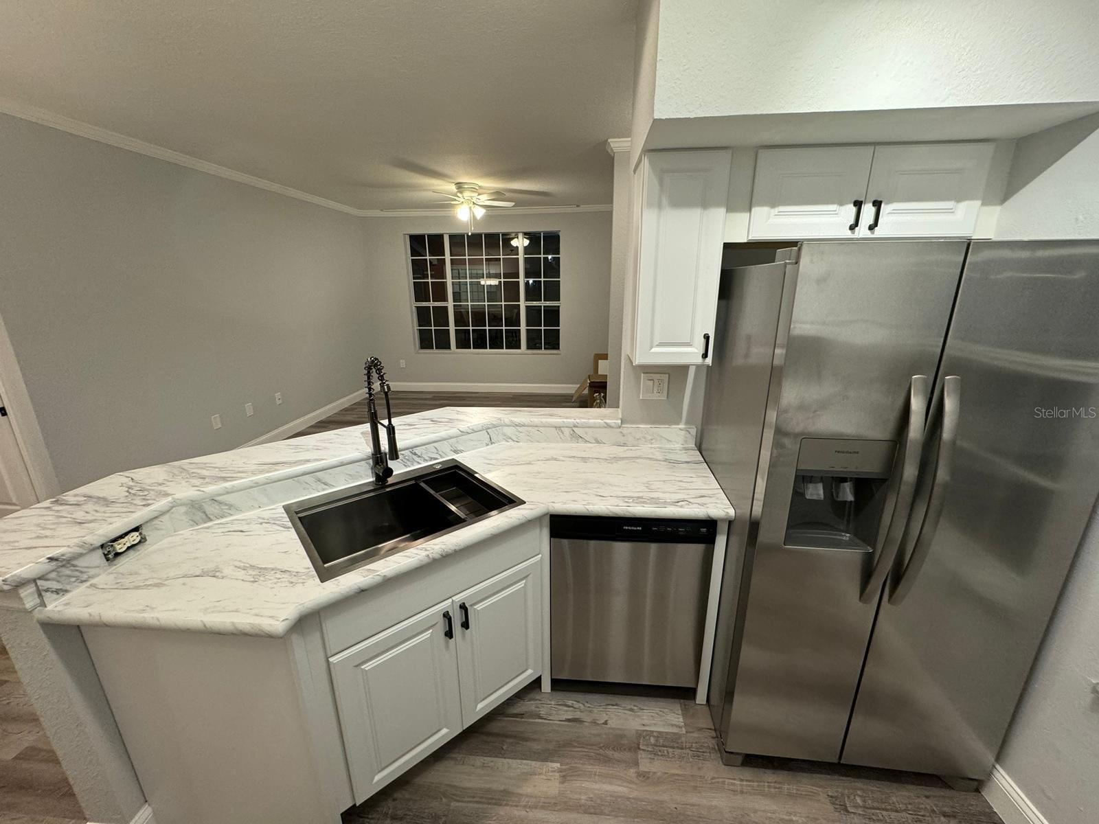 LAKE CHASE CONDO - Residential