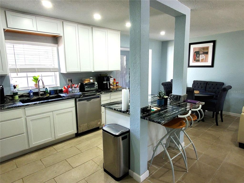 Photo of 224 Spartan Drive, Maitland, FL 32751 (MLS # O6393763)