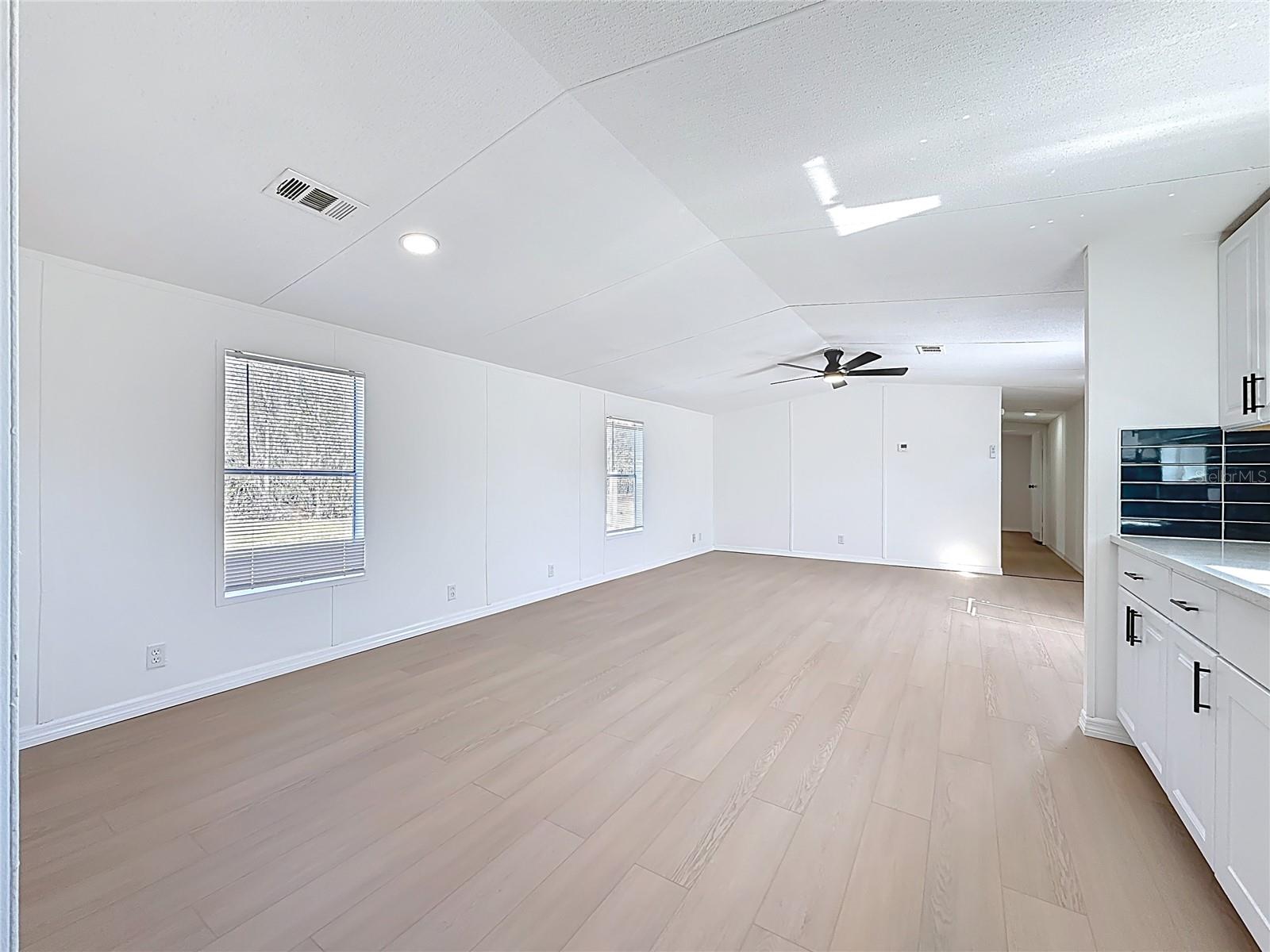 COSTINE MEADOWS - Residential