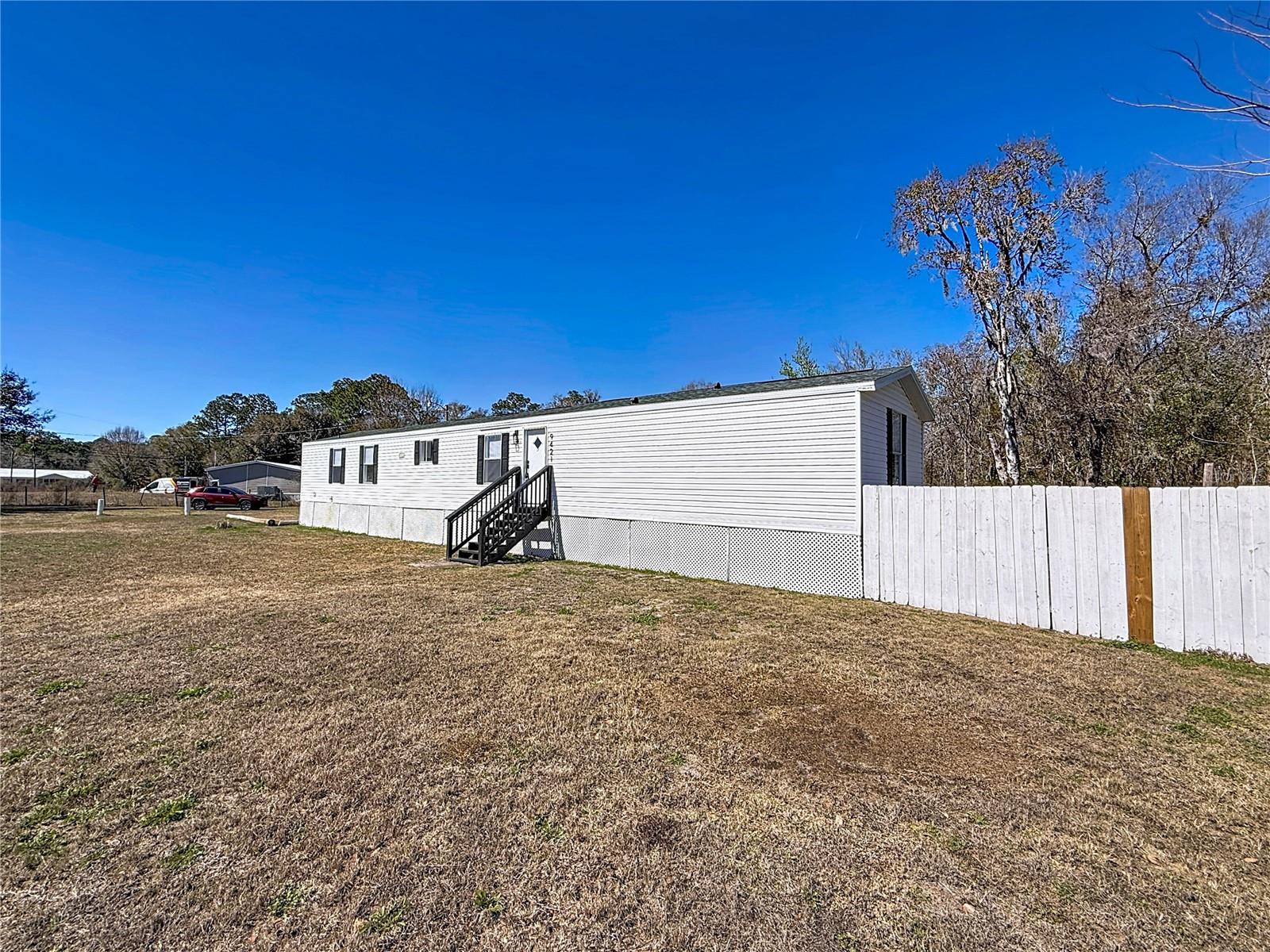 COSTINE MEADOWS - Residential