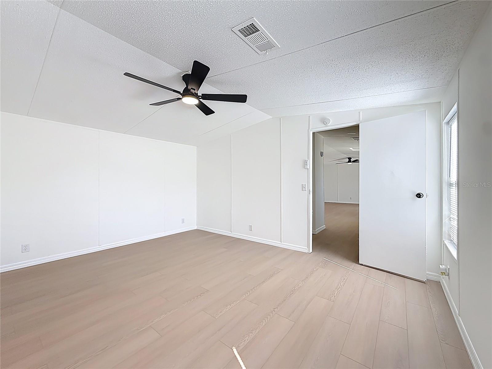 COSTINE MEADOWS - Residential