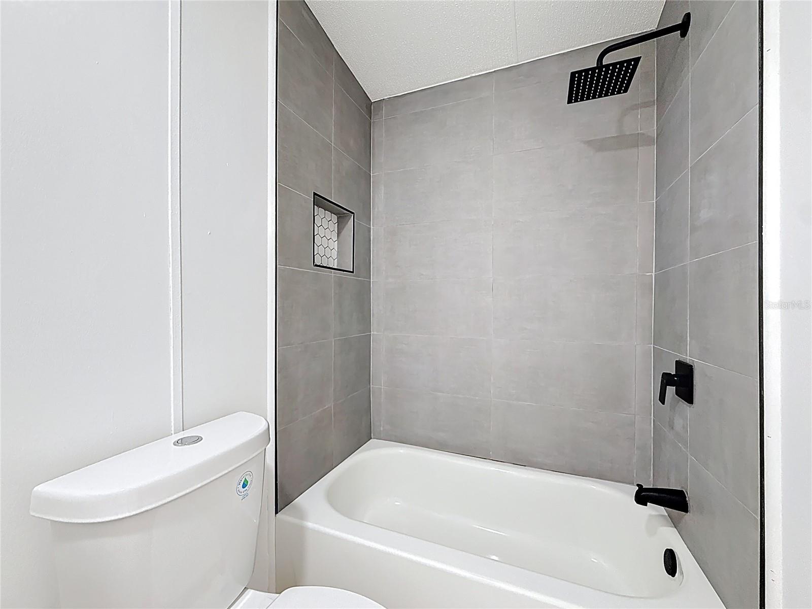 COSTINE MEADOWS - Residential