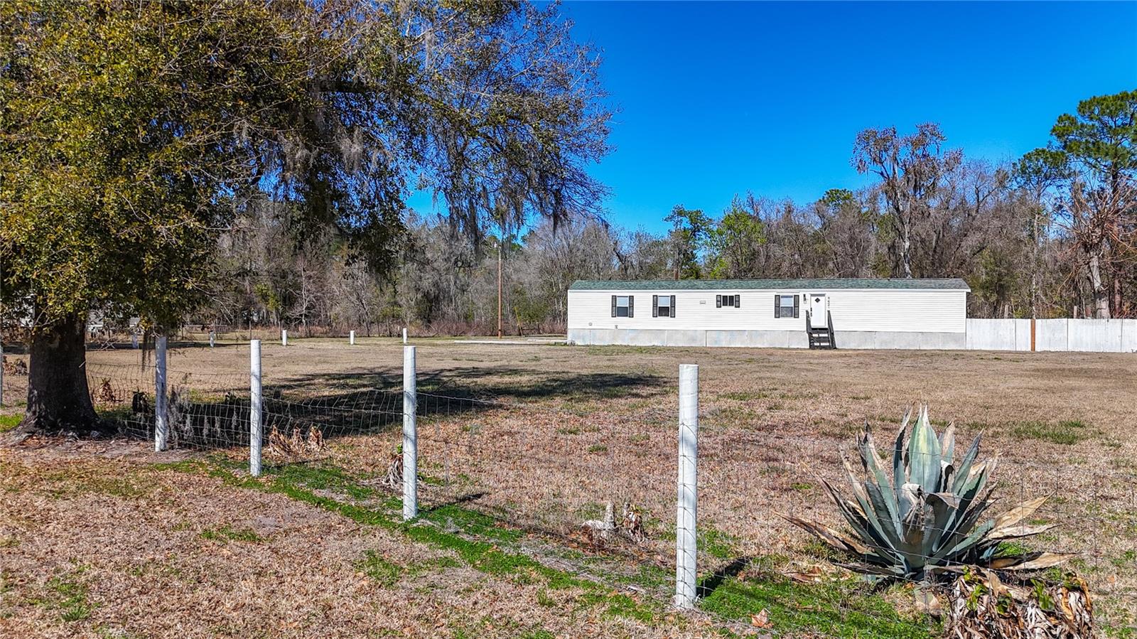 COSTINE MEADOWS - Residential