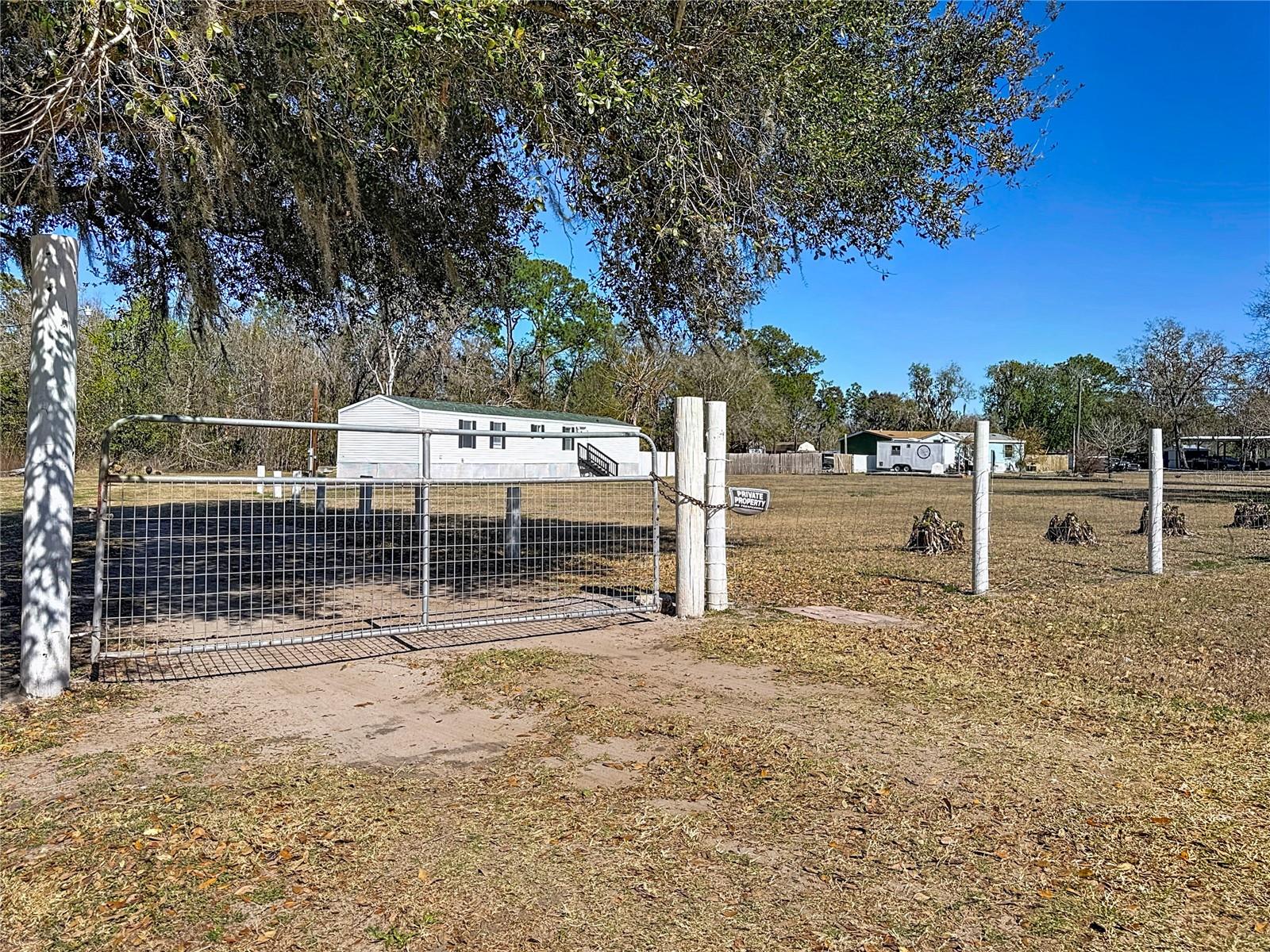 COSTINE MEADOWS - Residential