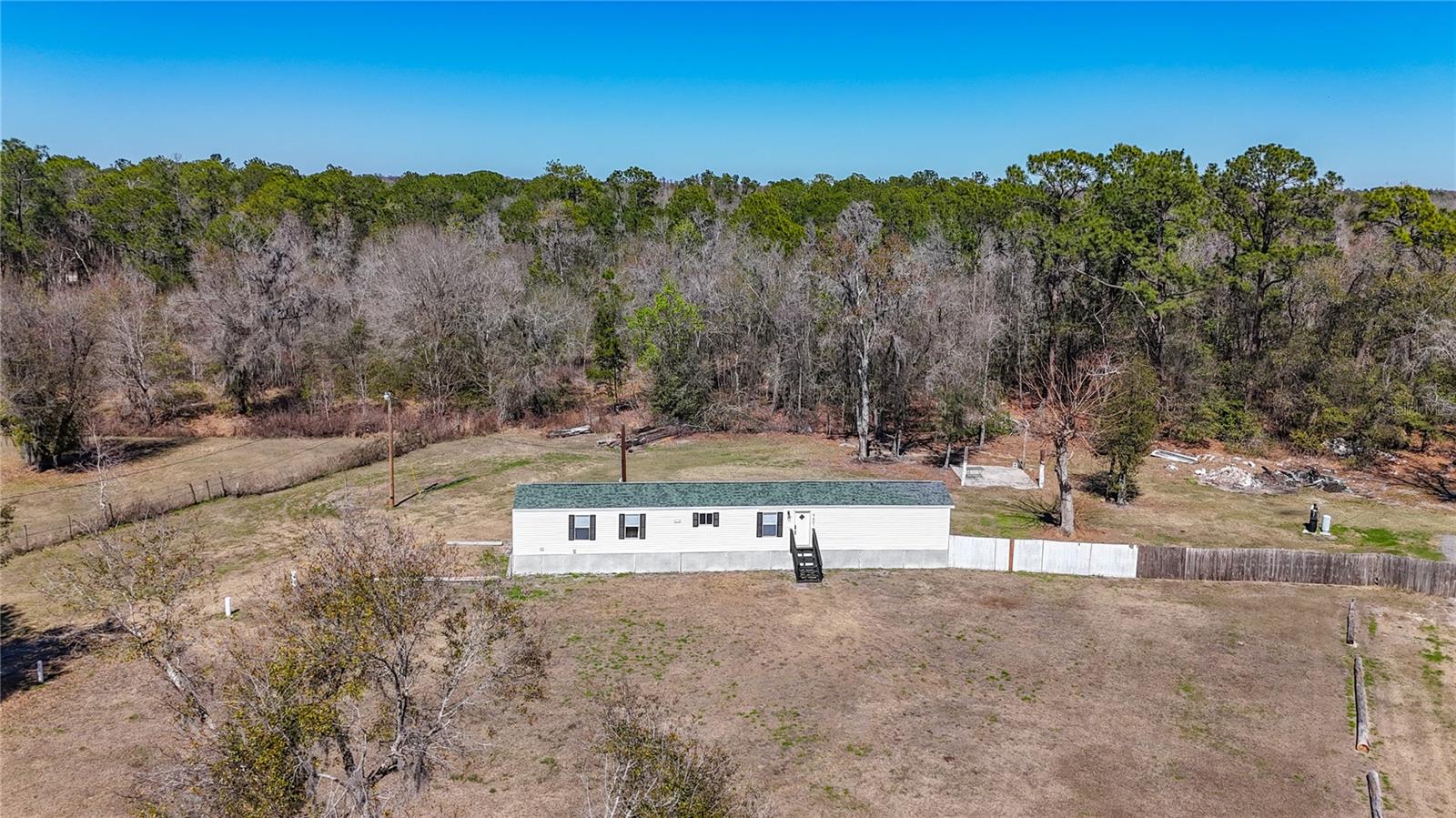 COSTINE MEADOWS - Residential